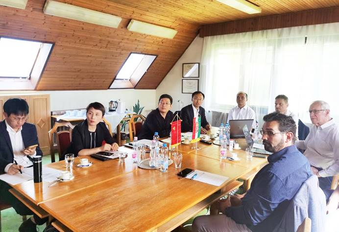 http://www.zhonglinhua.com/__local/9/D7/39/8059A3A024DB79244D13E080D3E_8B65C8F2_48DAB4.jpg